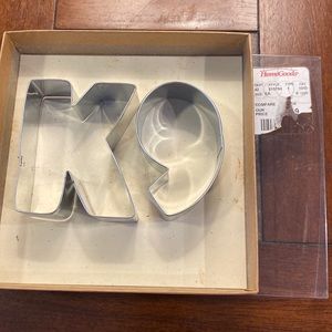 5️⃣/5️⃣ K 9 DOG cookie cutters